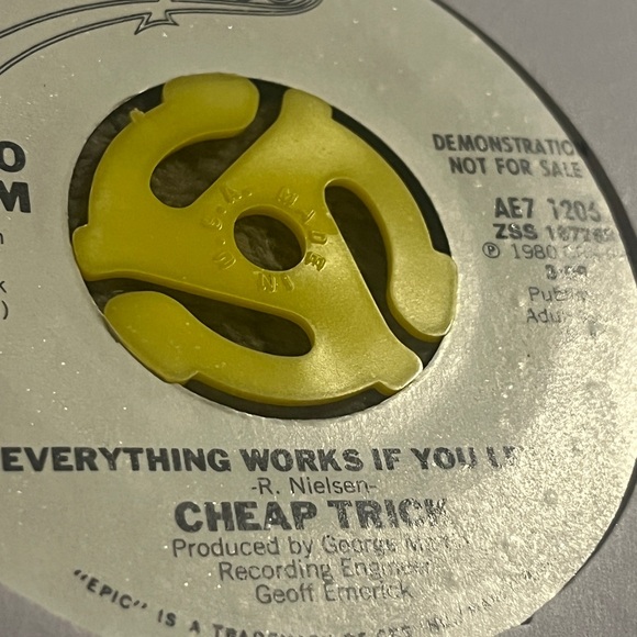 Cheap Trick Found all The Parts 10” EP & Bonus 45 RPM Everything Works. Rare NM - Picture 4 of 12